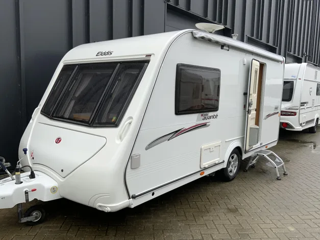 Elddis Avante (2010) — foto 1