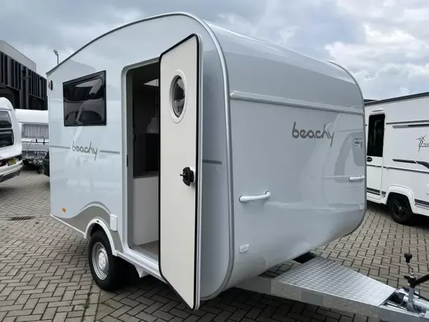 Hobby Beachy (2024) — foto 1