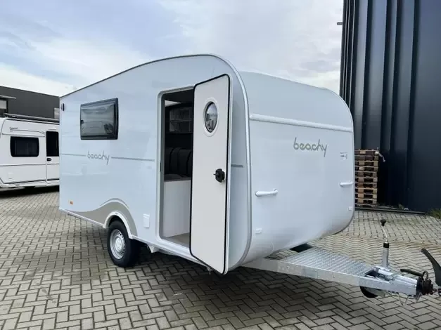 Hobby Beachy (2023) — foto 1