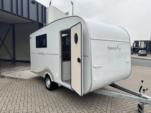 Hobby Beachy (2024) — foto 1