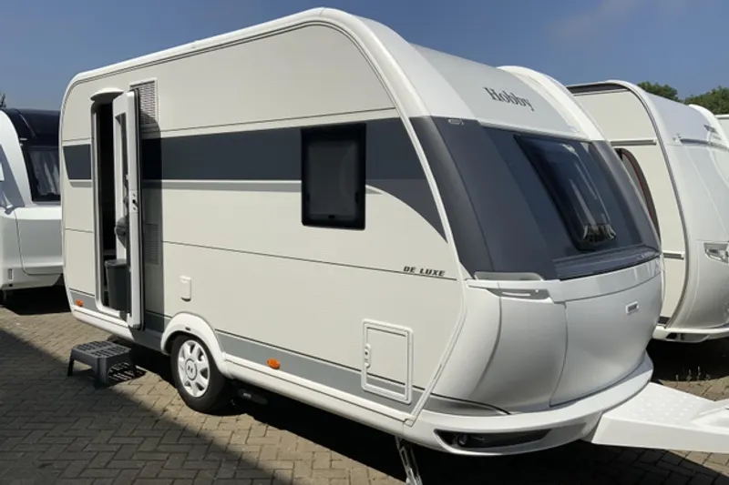 Hobby De Luxe (2025)