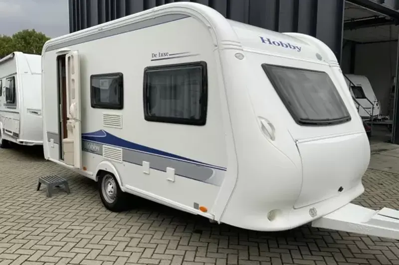 Hobby De Luxe (2010)
