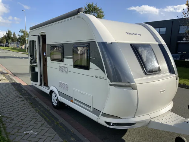 Hobby De Luxe (2021) — foto 1