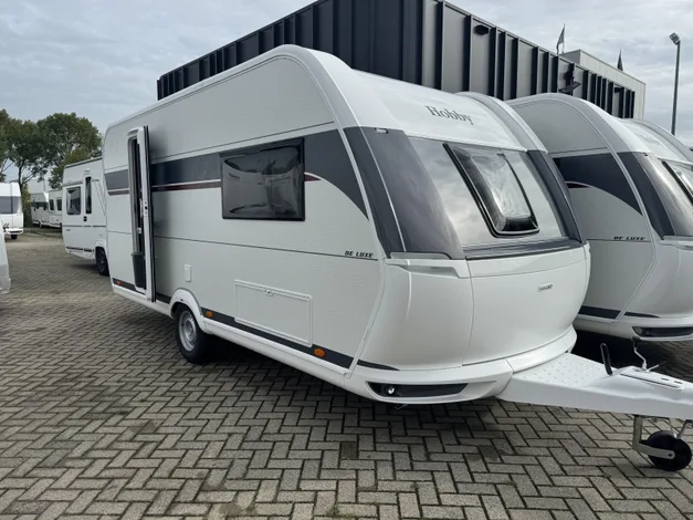 Hobby De Luxe (2027) — foto 1