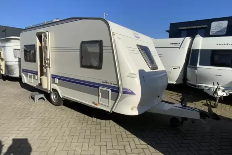 Hobby De Luxe (2008)