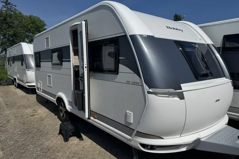 Hobby De Luxe (2021)