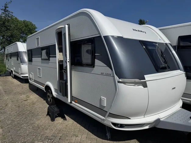 Hobby De Luxe (2021) — foto 1