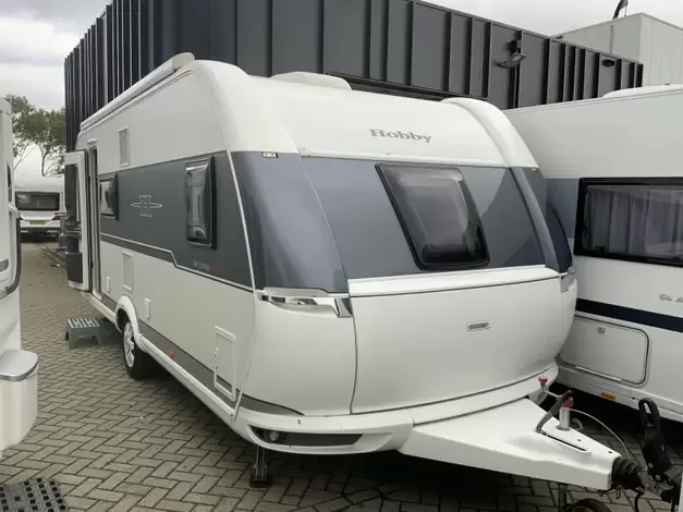 Hobby De Luxe (2020) — foto 1