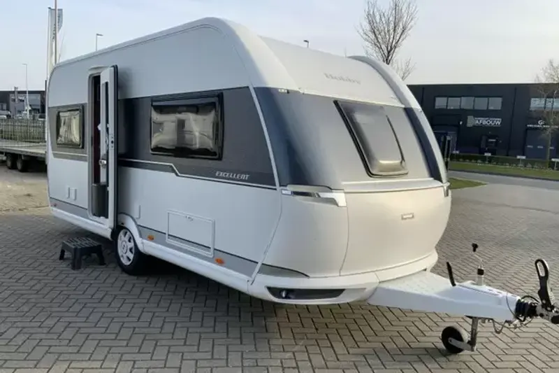 Hobby Excellent (2019)