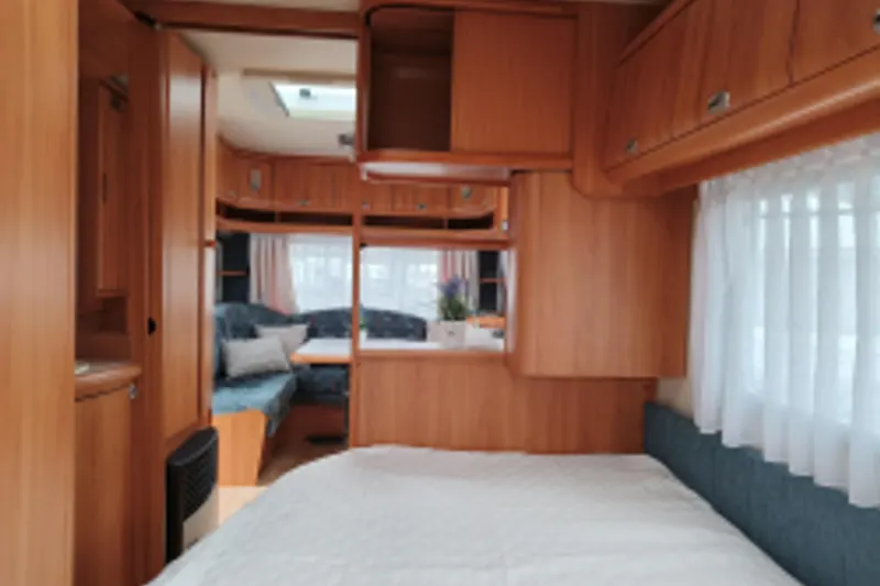 Hobby De Luxe Easy (2006)