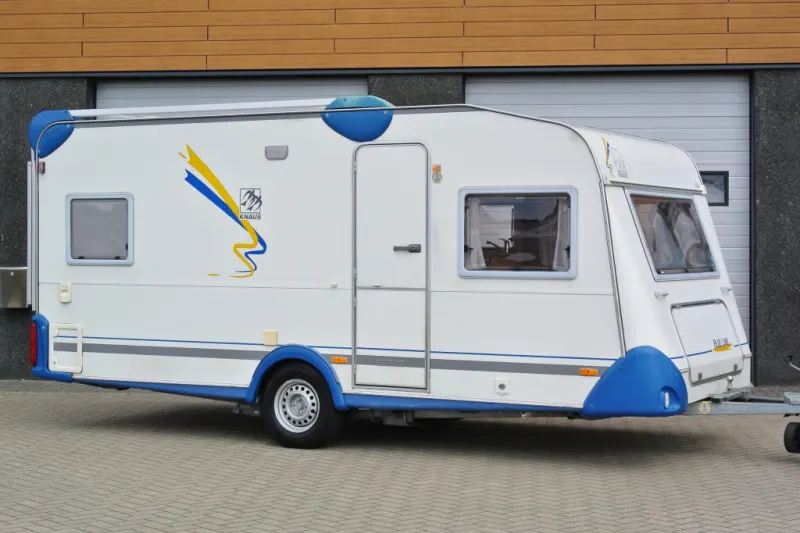 Knaus Blue Line (1999)