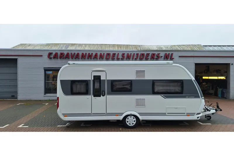 Hobby De Luxe (2017)