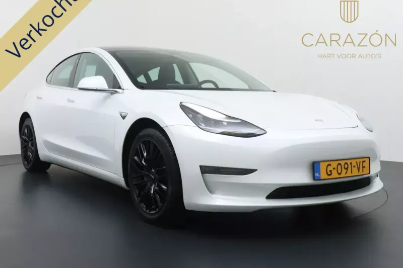 Tesla Model 3 (2019)