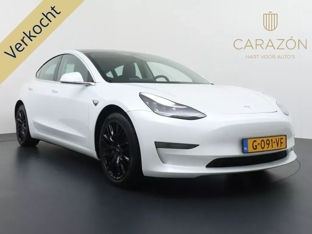 Tesla Model 3 (2019) — foto 1