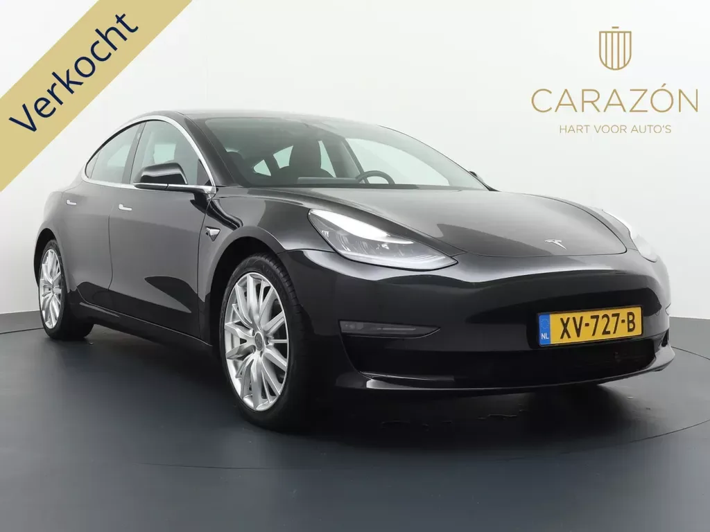 Tesla Model 3 (2019) — foto 1