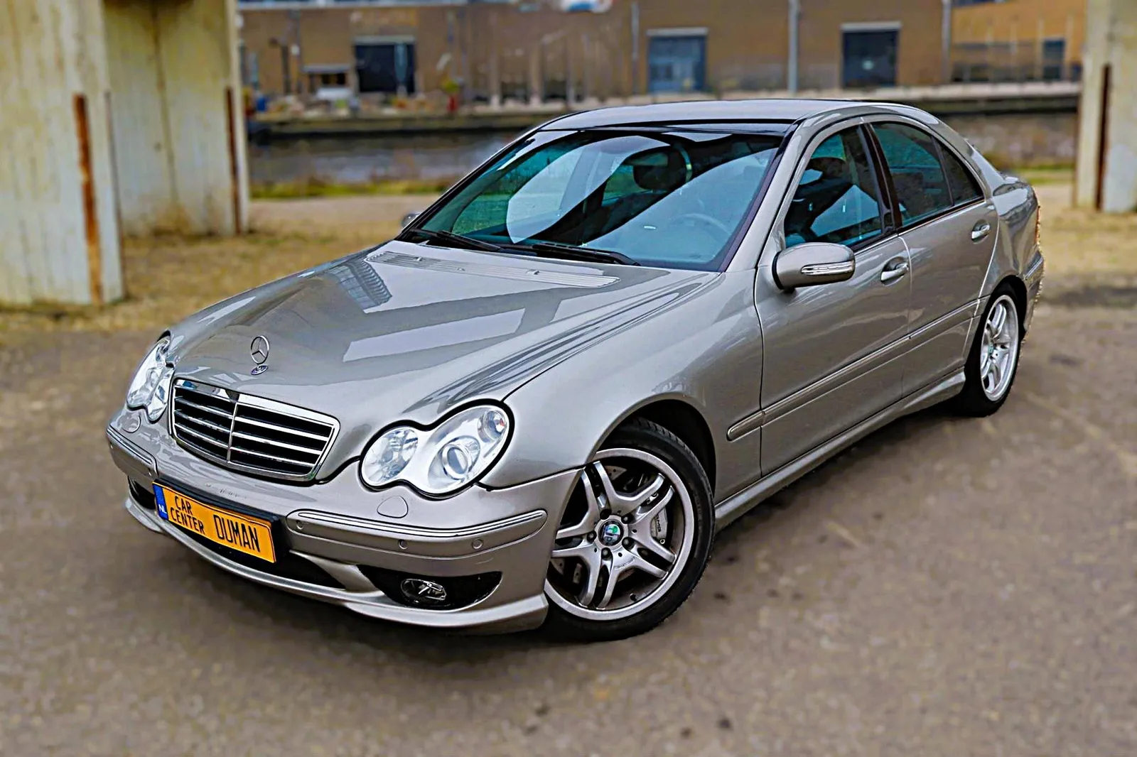 Mercedes-Benz C-Klasse (2004) — foto 1