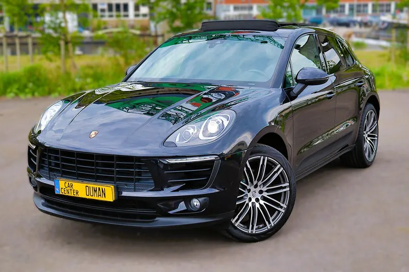 Porsche Macan (2016)