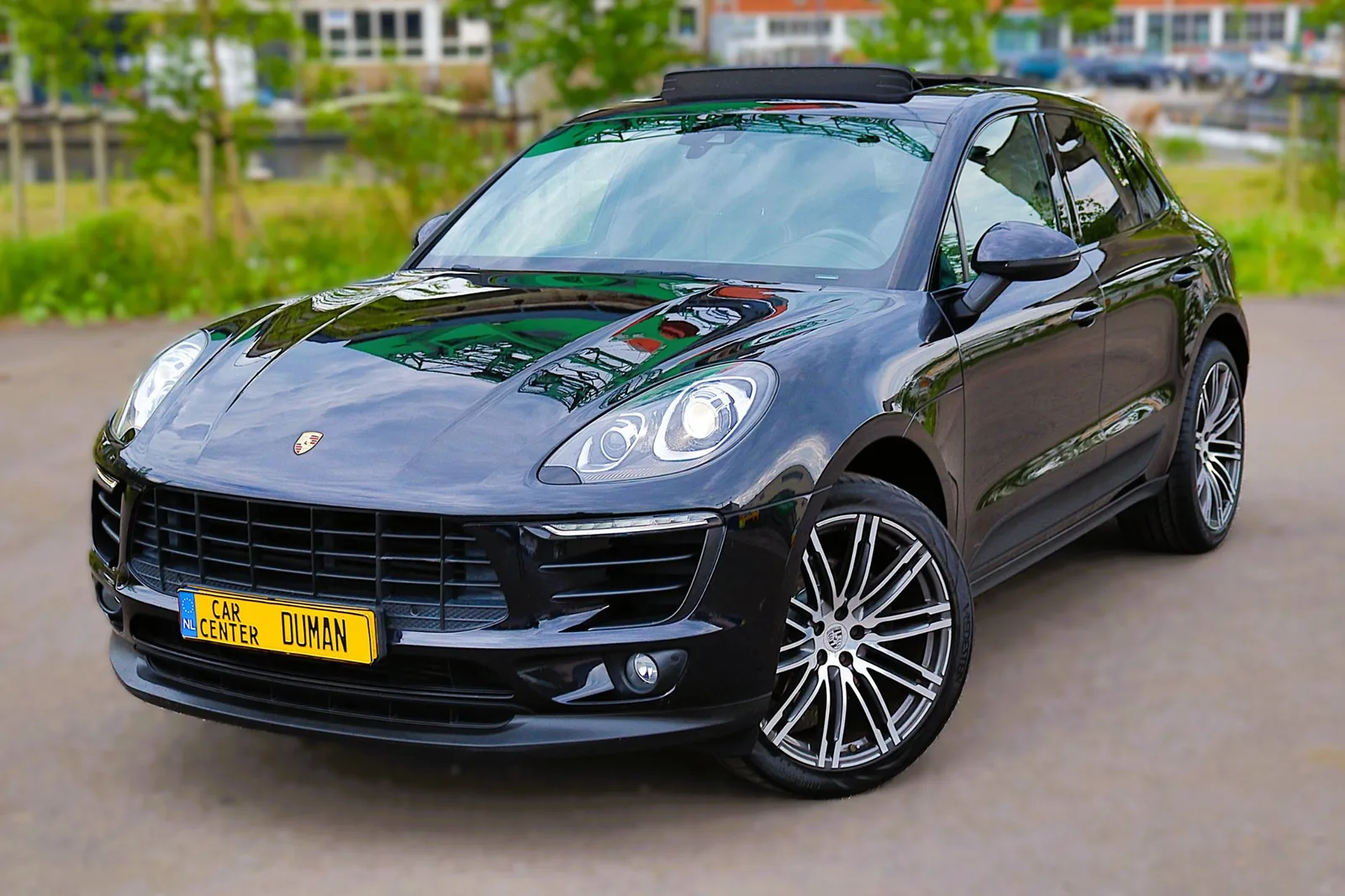 Porsche Macan (2016) — foto 1