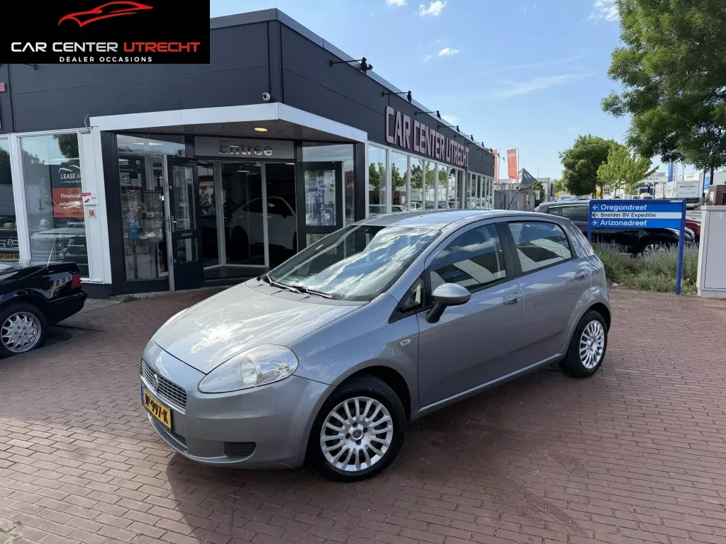 Fiat Punto (2009) — foto 1