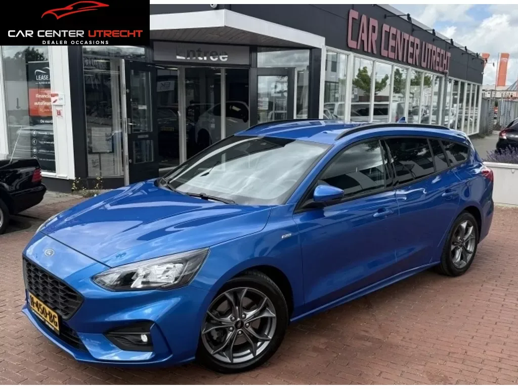 Ford Focus (2020) — foto 1