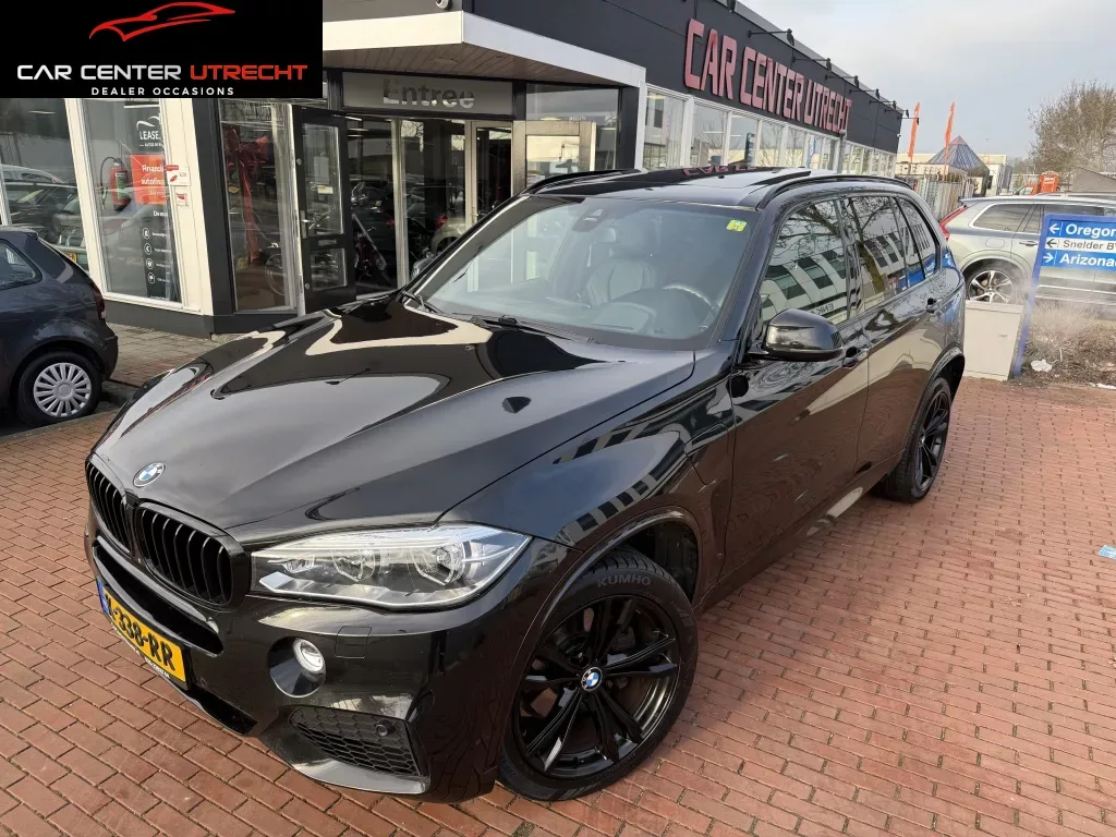 BMW X5 (2017) — foto 1