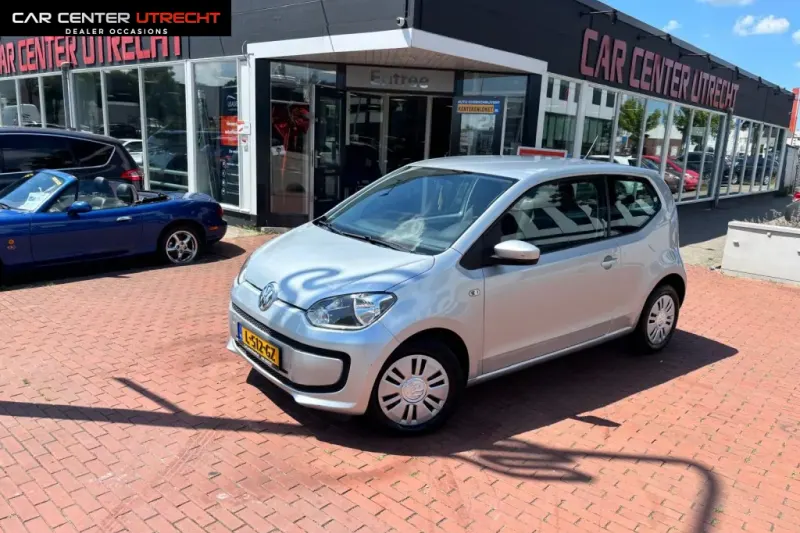 Volkswagen Up! (2016)