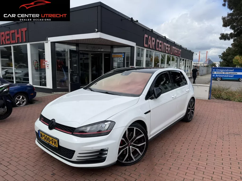 Volkswagen Golf (2013) — foto 1