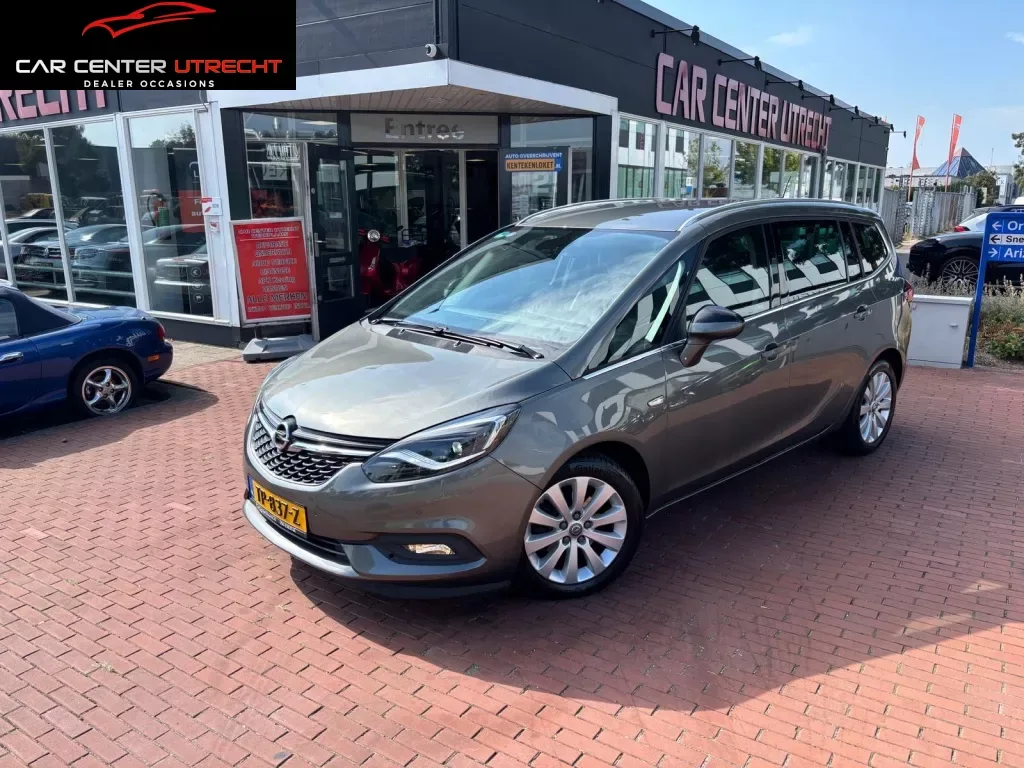 Opel Zafira (2018) — foto 1