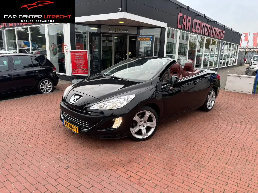 Peugeot 308 (2010) — foto 1