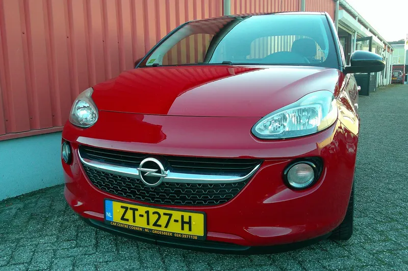 Opel Adam (2014)
