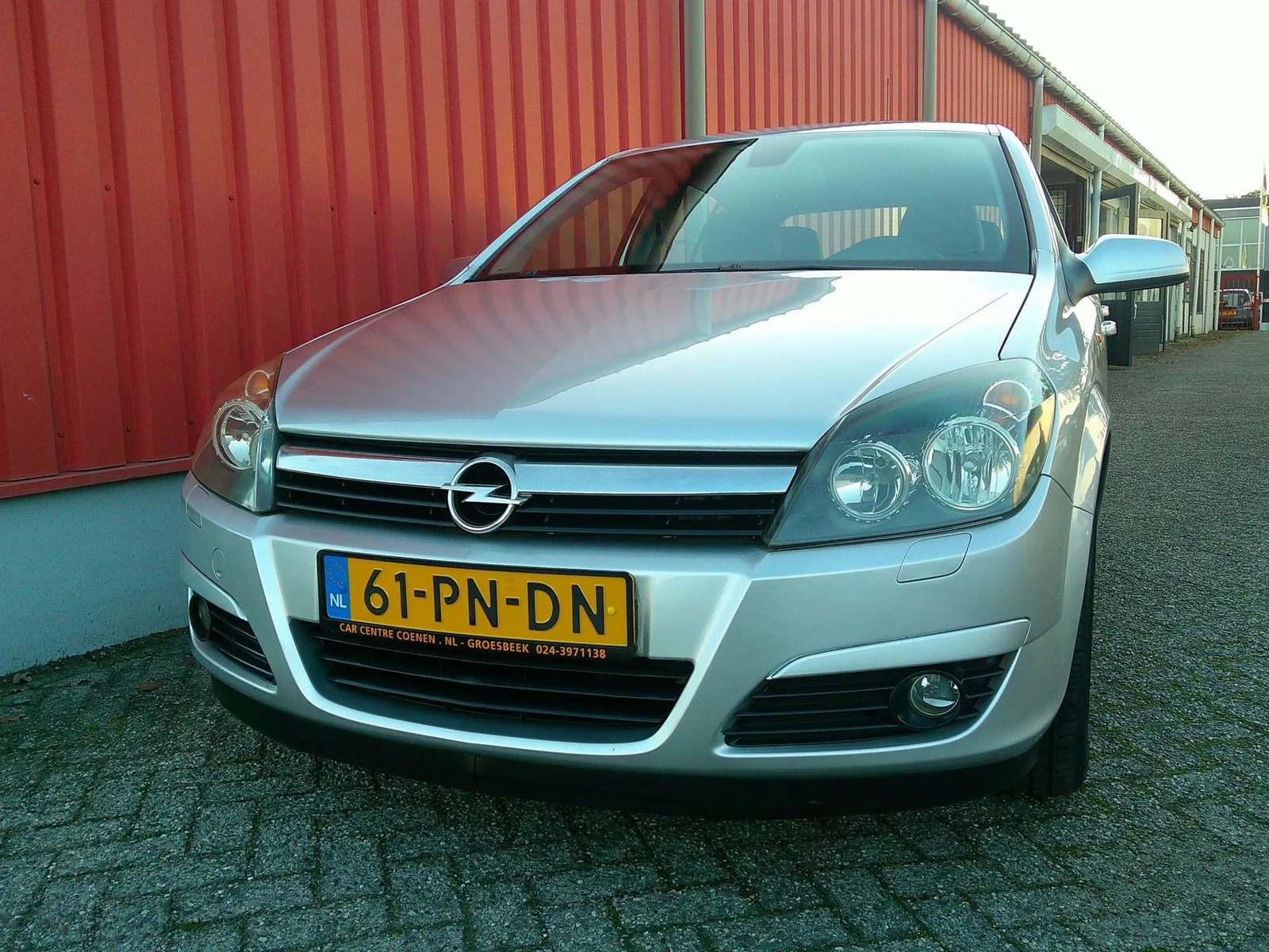 Opel Astra (2004) — foto 1
