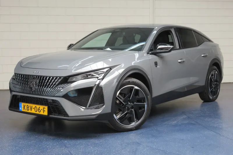 Peugeot 408 (2024)