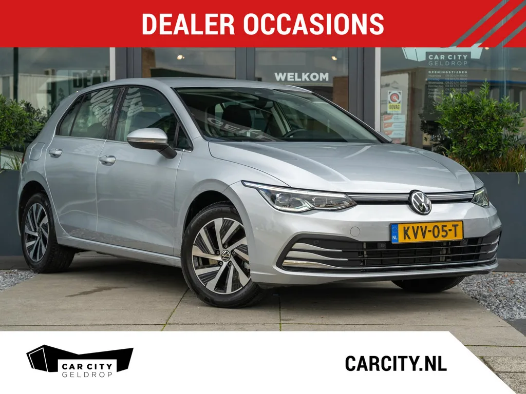 Volkswagen Golf (2021) — foto 1