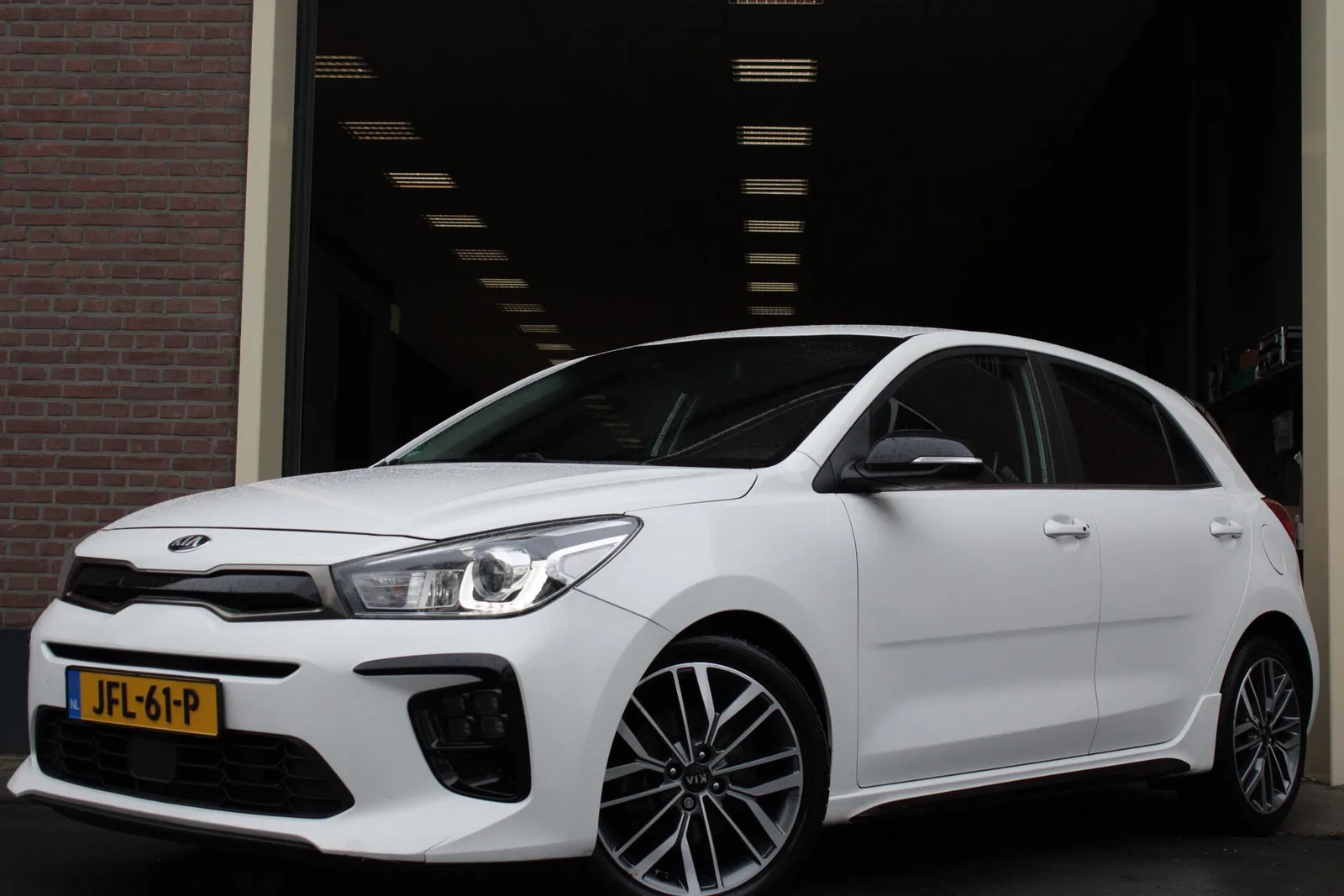 Kia Rio (2018) — foto 1
