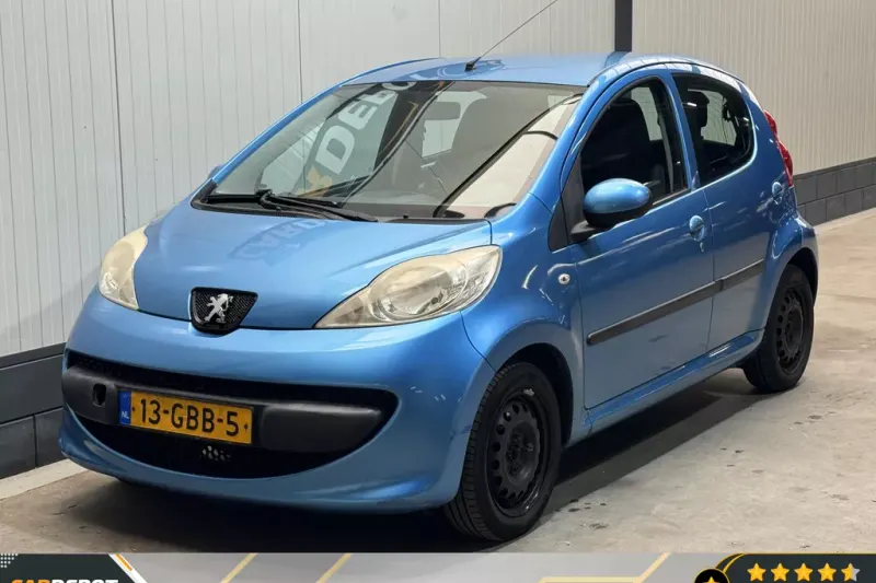Peugeot 107 (2008)