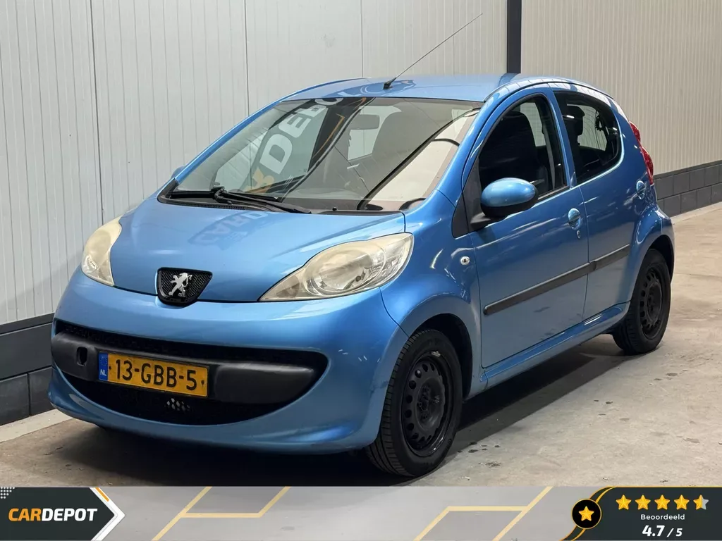 Peugeot 107 (2008) — foto 1