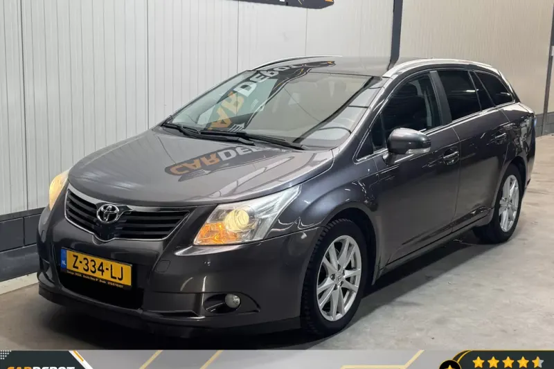 Toyota Avensis (2010)