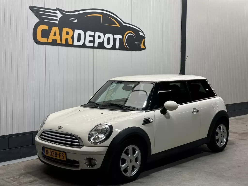 MINI One (2009) — foto 1