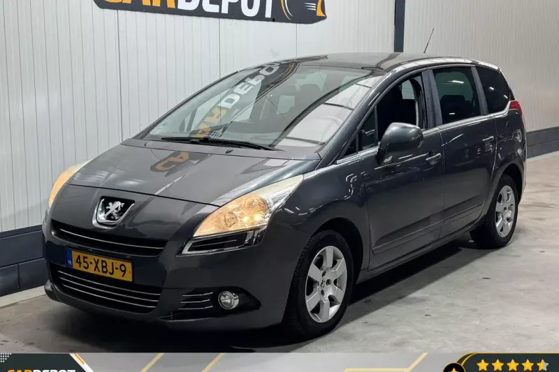 Peugeot 5008 (2012)