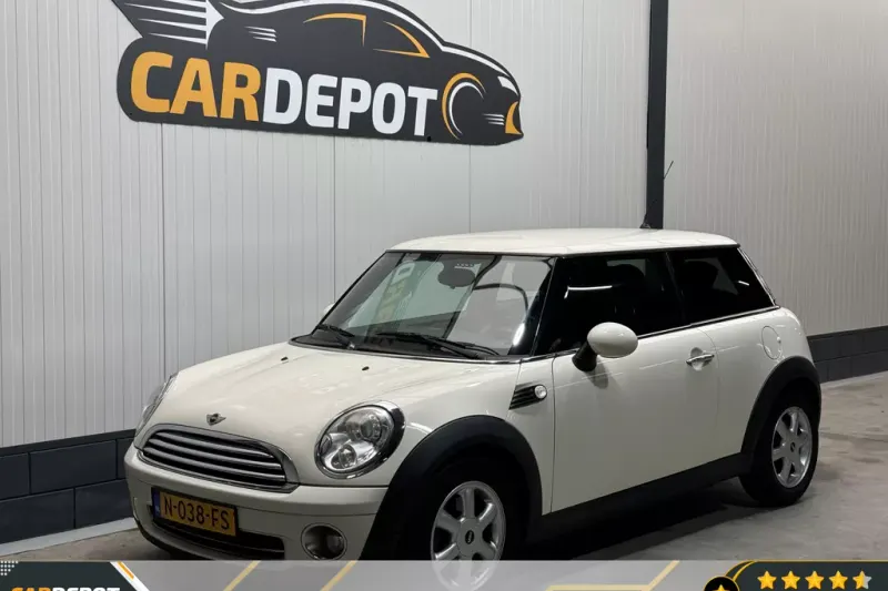 MINI One (2009)