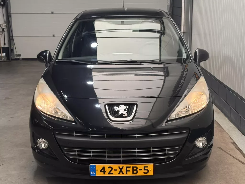 Peugeot 207 (2012) — foto 1
