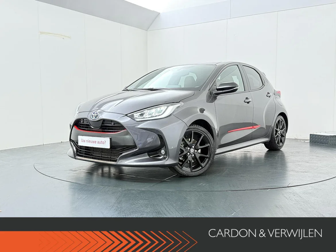 Toyota Yaris (2022) — foto 1