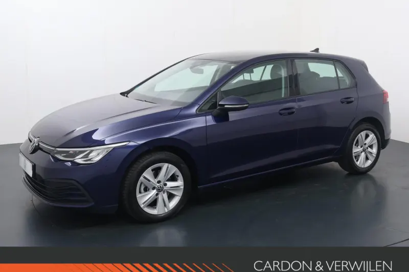 Volkswagen Golf (2023)