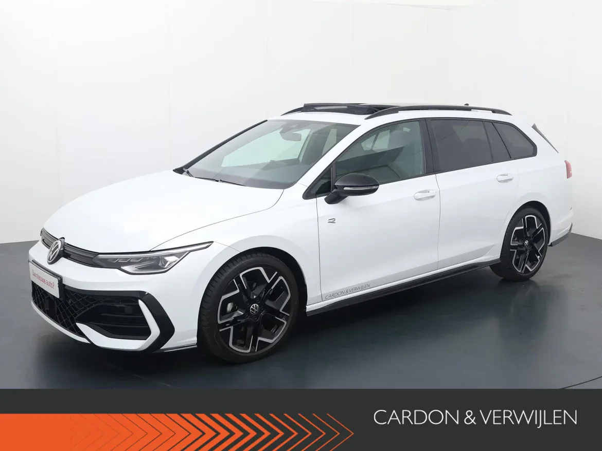 Volkswagen Golf (2025) — foto 1