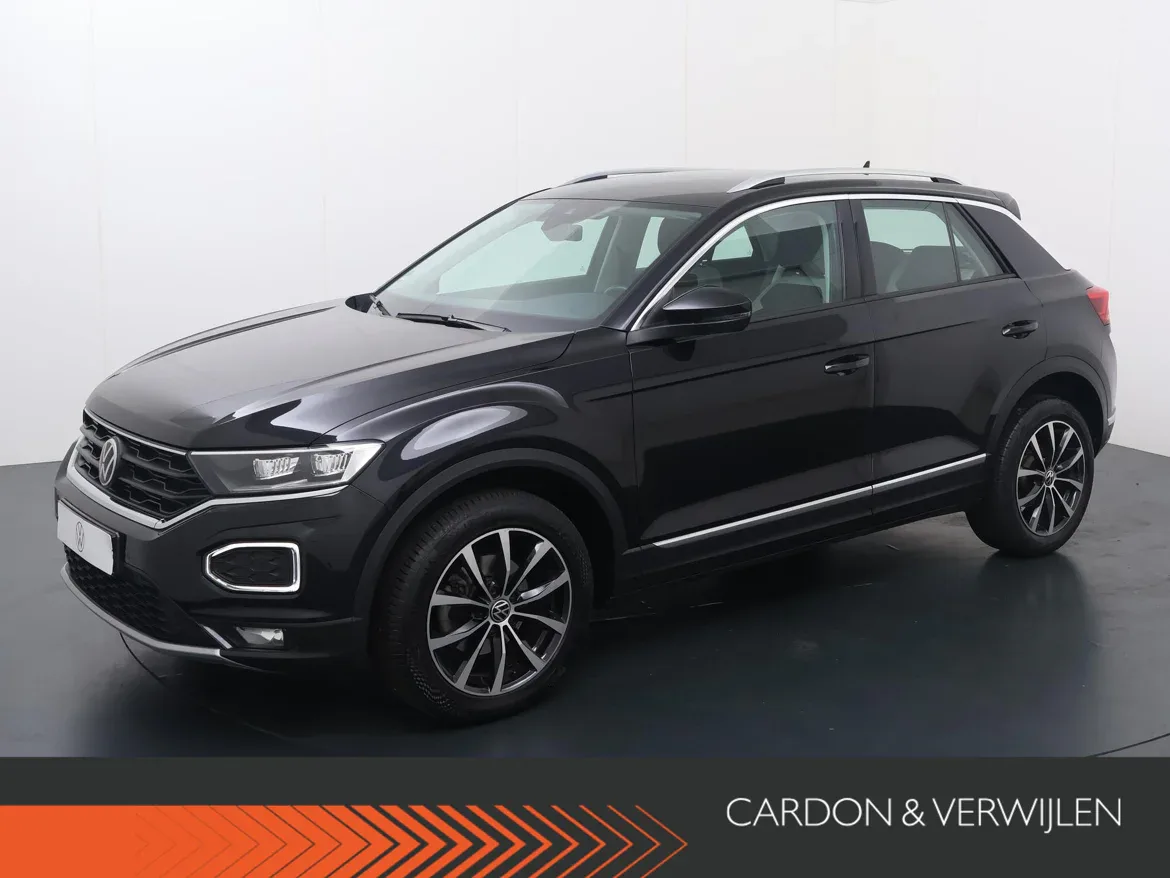 Volkswagen T-Roc (2021) — foto 1