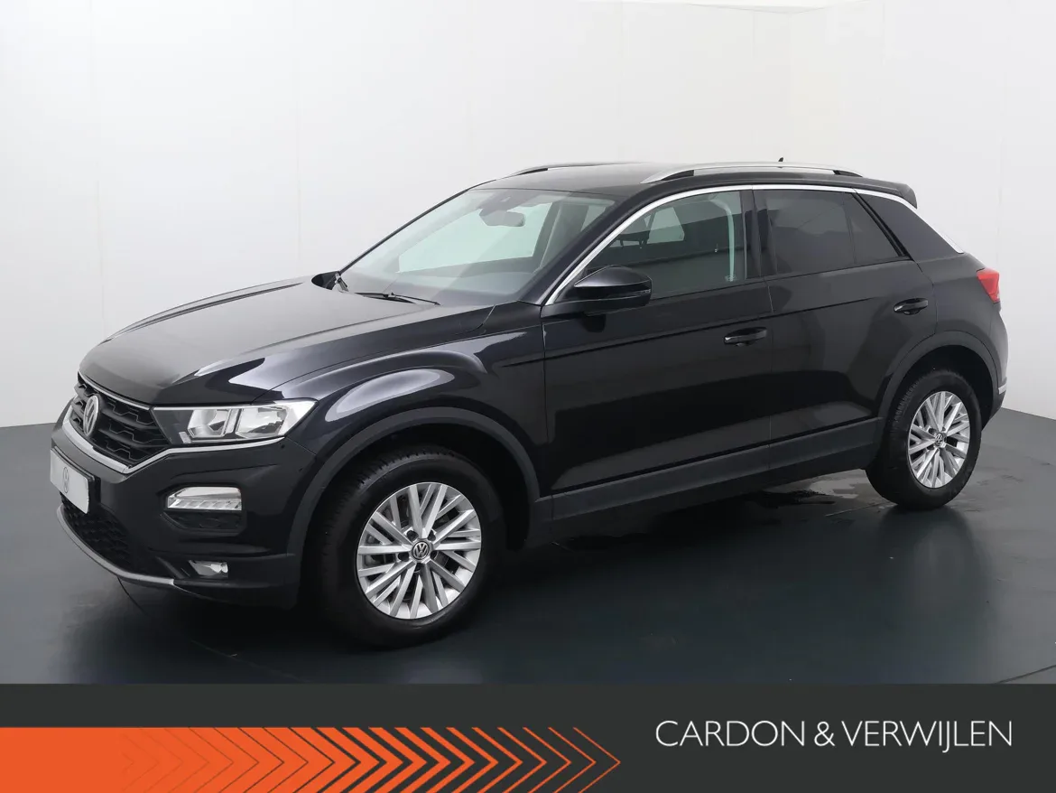 Volkswagen T Roc (2018) — foto 1