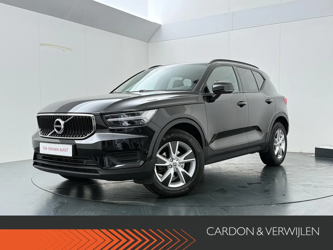 Volvo XC40 (2021) — foto 1