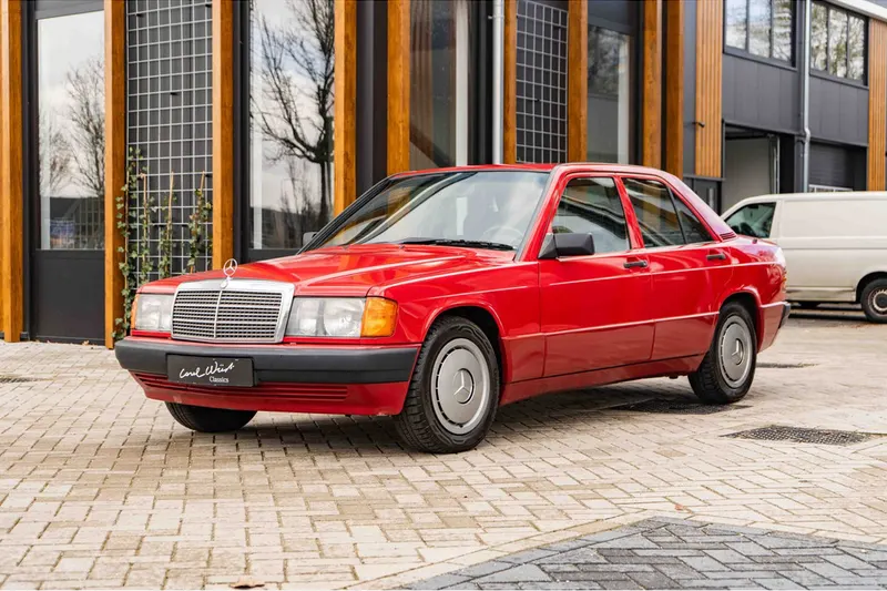 Mercedes-Benz 190E (1993)