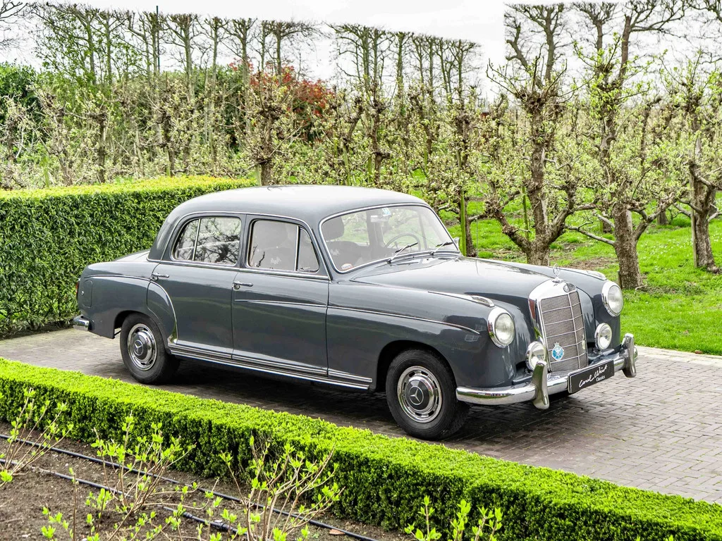 Mercedes-Benz 200-Serie (1958) — foto 1
