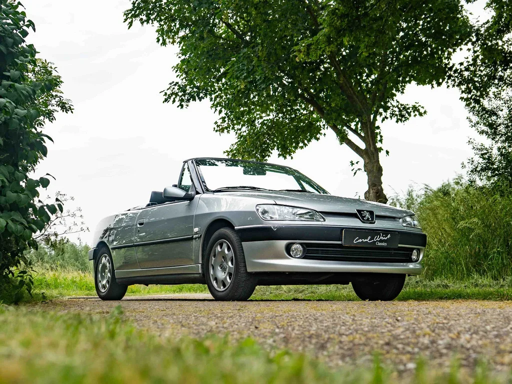 Peugeot 306 (2000) — foto 1